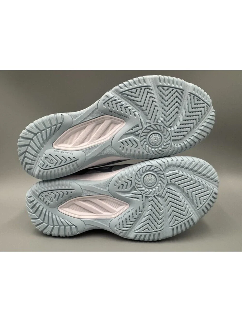 Women’s ASICS Upcourt 6 Volleyball Shoes, Cool Grey/Grey Blue, Size 6.5 w/Box